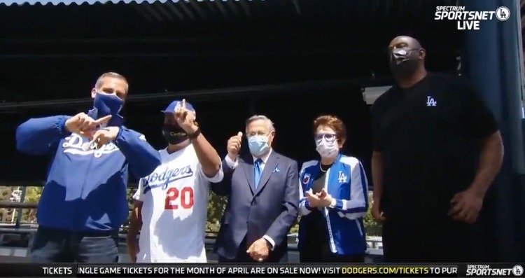 VIDEO: Garcetti flashes gang signs at Dodgers opener, roundly booed by fans